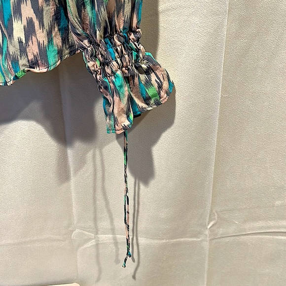 Tori Richard Beautiful 100% Silk Blouse Shirt Top **Size 12** - Picture 4 of 5